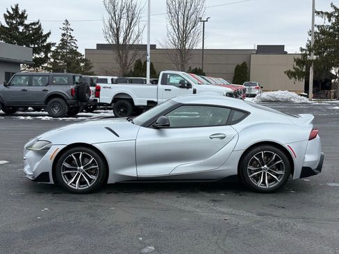 Used 2021 Toyota Supra w/ Safety & Technology Package image 6