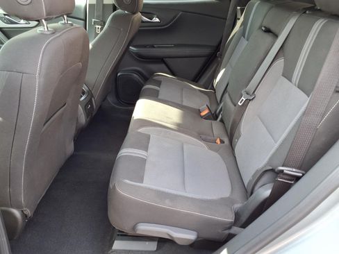Used 2025 Chevrolet Blazer LT AWD/4WD image 11