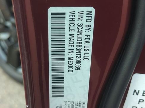 Certified 2022 Jeep Compass Latitude w/ Convenience Group image 36