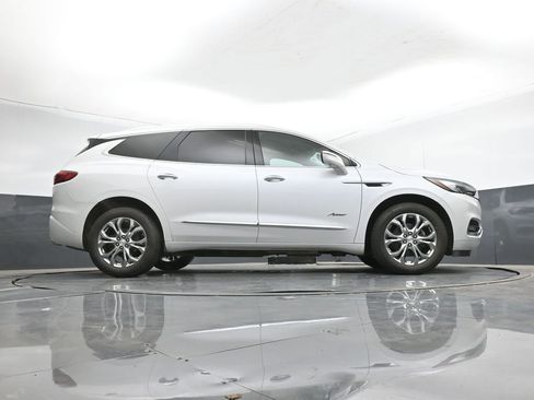 Used 2021 Buick Enclave Avenir w/ Avenir Technology Package image 45