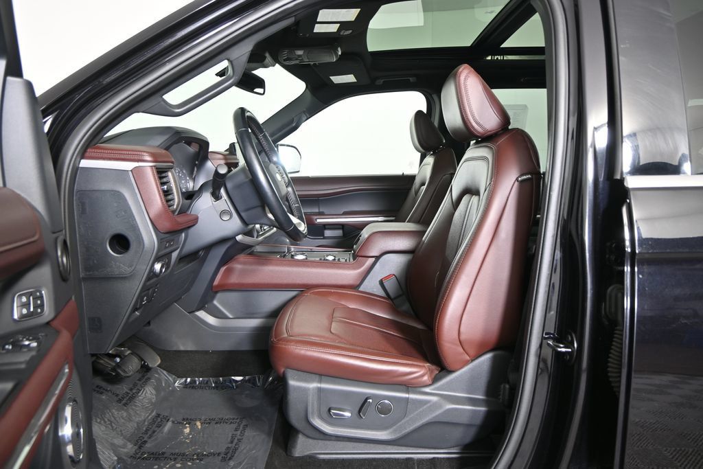 Used 2022 Ford Expedition Max Limited AWD/4WD image 22