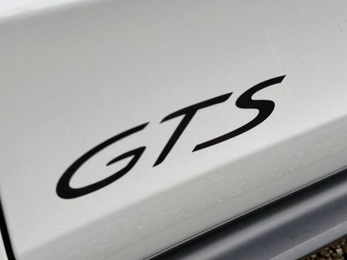 Used 2022 Porsche Panamera GTS w/ Premium Package AWD/4WD image 12