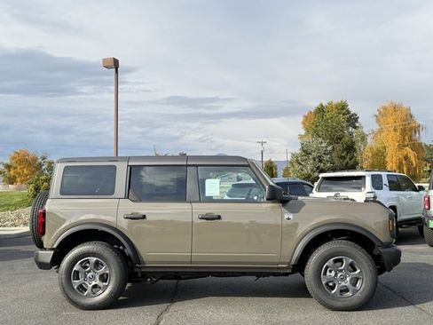 New 2025 Ford Bronco Big Bend image 2