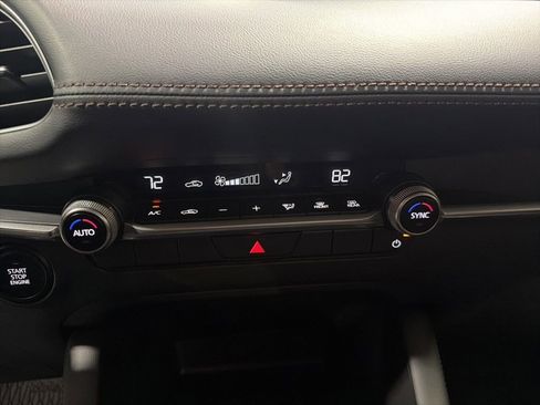Used 2025 MAZDA MAZDA3 s image 18