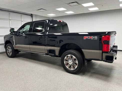 Used 2026 Ford F350 King Ranch w/ FX4 Off-Road Package AWD/4WD image 7