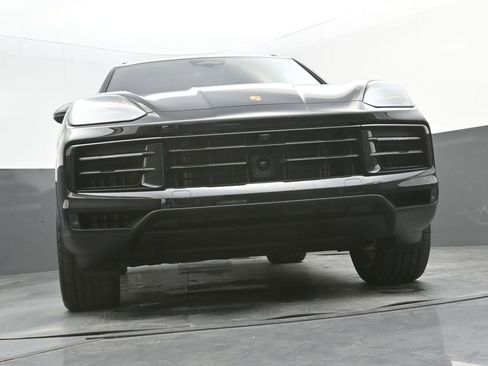 New 2026 Porsche Cayenne image 39