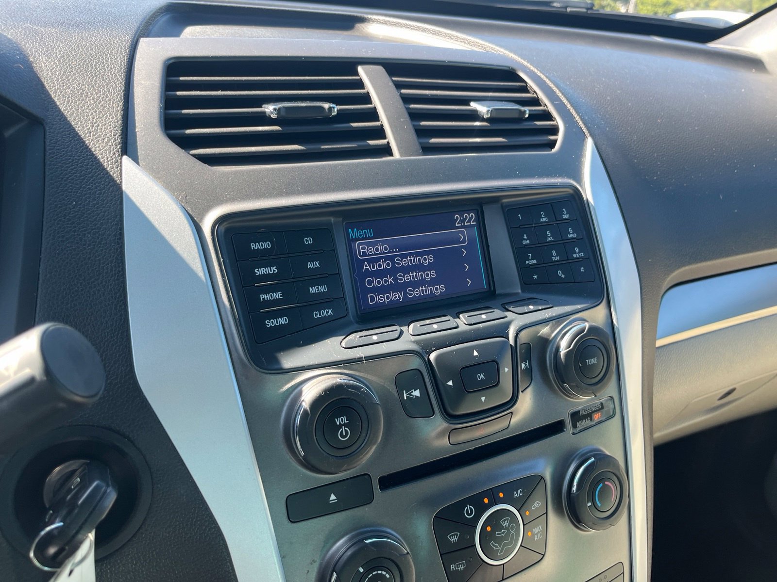 Used 2014 Ford Explorer FWD image 18