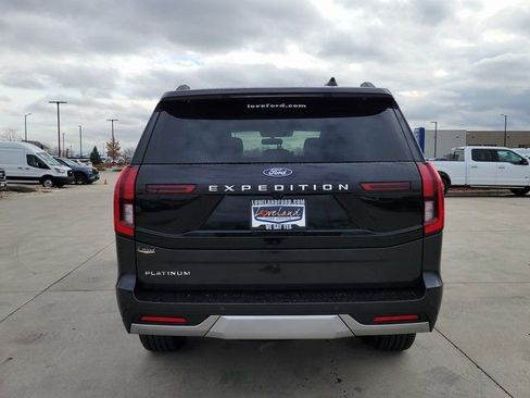 New 2025 Ford Expedition Platinum w/ Platinum Ultimate Package image 4