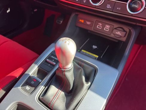 Used 2025 Honda Civic Type R image 8