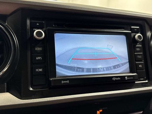 Certified 2019 Toyota Tacoma SR5 image 19