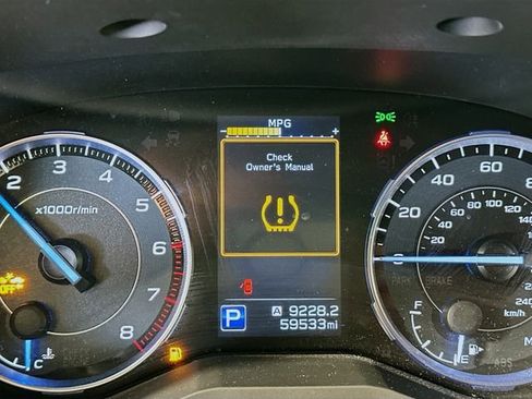 Used 2019 Subaru Ascent Limited image 14