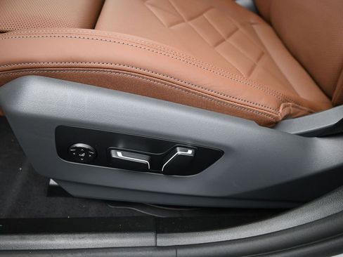 New 2026 BMW 530i w/ Premium Package image 15