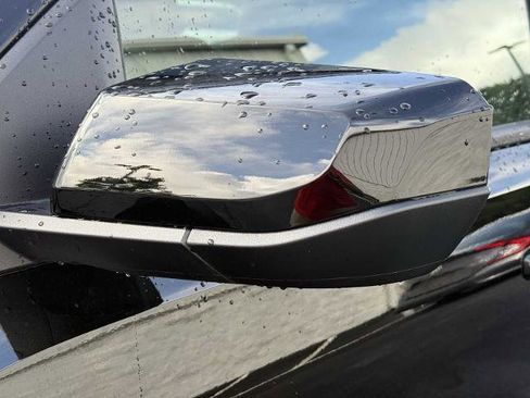 New 2026 GMC Canyon Elevation w/ Convenience Package image 32