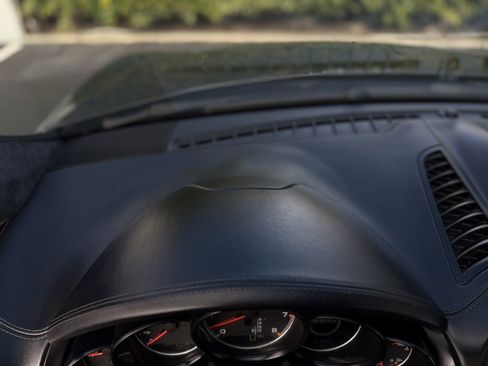 Used 2017 Porsche Cayenne Turbo image 48