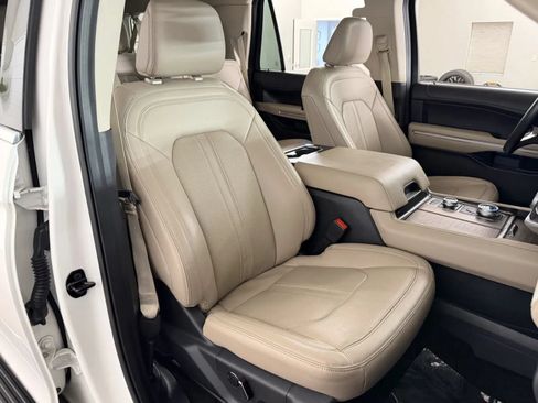 Used 2022 Ford Expedition Max Limited AWD/4WD image 43