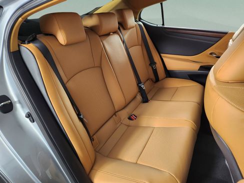 New 2025 Lexus ES 350 w/ Premium Package image 31