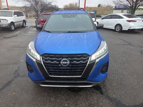 Used 2023 Nissan Kicks SR w/ Interior Electronics Package image 4