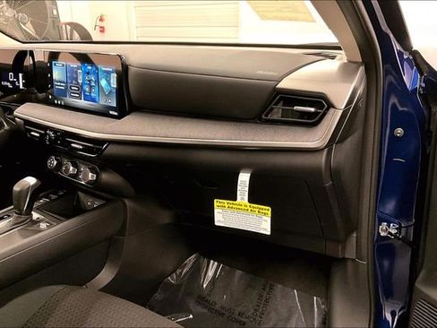 New 2026 Nissan Kicks S image 32