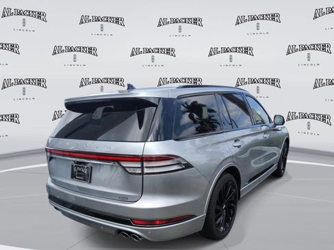 Certified 2024 Lincoln Aviator Reserve w/ Jet Package RWD image 4