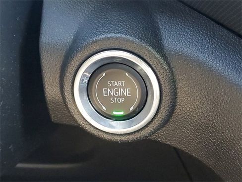 Used 2023 Chevrolet TrailBlazer RS w/ Sun and Liftgate Package image 24