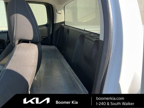 Used 2022 Chevrolet Colorado LT w/ Fleet Safety Package image 14