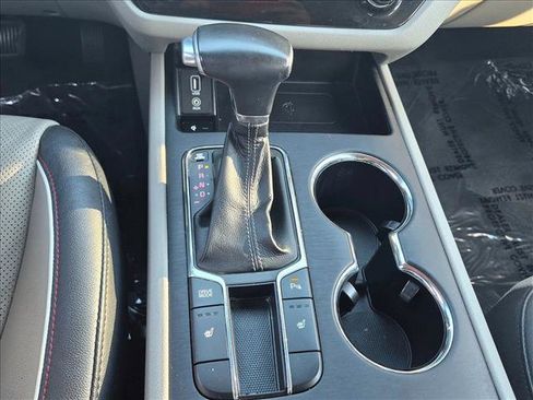 Used 2019 Kia Sedona EX FWD image 14
