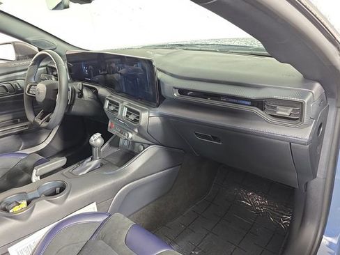 Used 2025 Ford Mustang Dark Horse image 21