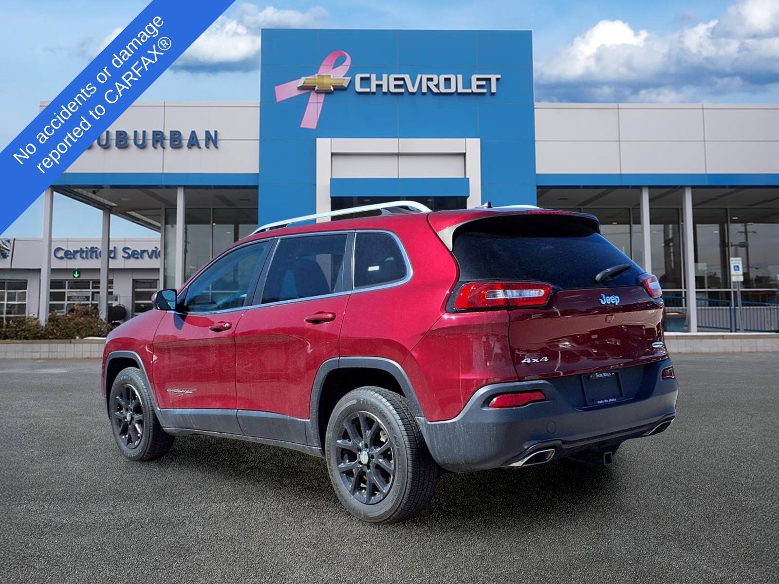Used 2015 Jeep Cherokee Latitude w/ Cold Weather Group AWD/4WD image 7