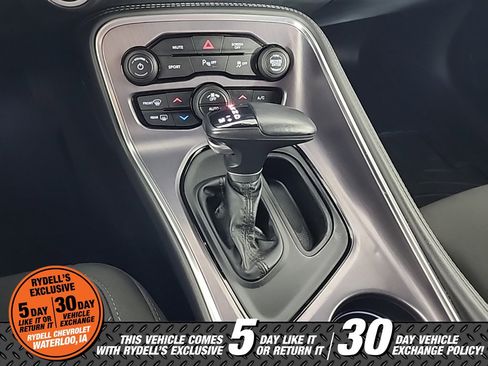 Used 2017 Dodge Challenger R/T w/ Driver Convenience Group image 26