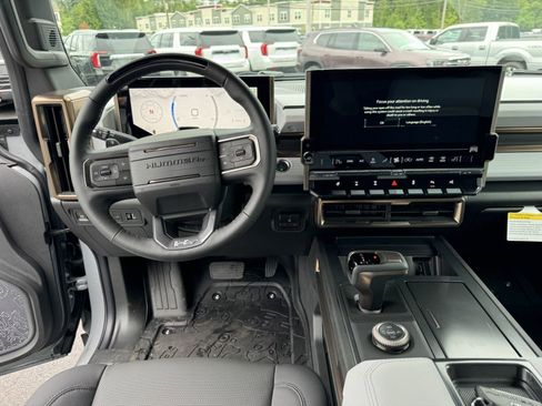 New 2025 GMC Hummer EV 3X w/ Extreme Off-Road Package image 18