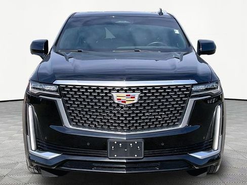 Used 2023 Cadillac Escalade Premium Luxury w/ Performance Package image 2