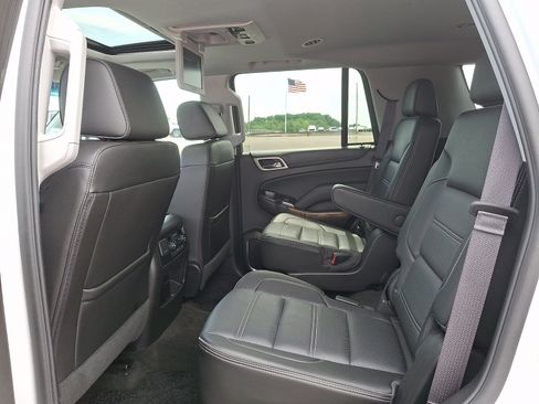 Used 2017 GMC Yukon Denali w/ Open Road Package AWD/4WD image 11