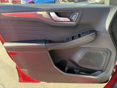 New 2026 Ford Escape SE FWD image 21