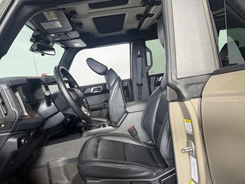 Used 2025 Ford Bronco Badlands AWD/4WD image 24