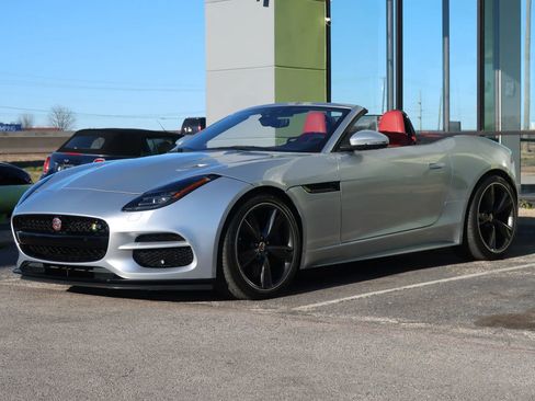 Used 2020 Jaguar F-TYPE R image 43
