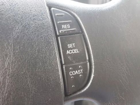 Used 2006 Ford F350 2WD Regular Cab DRW Super Duty image 20