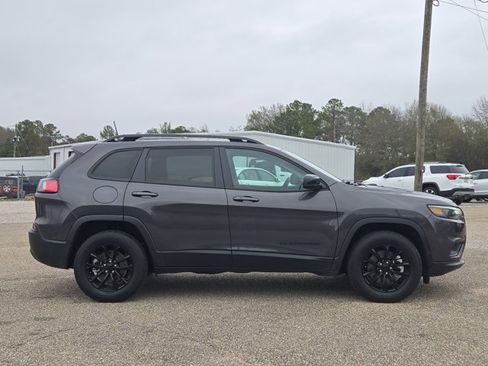 Certified 2023 Jeep Cherokee Altitude Lux w/ Lux Elite Package AWD/4WD image 5