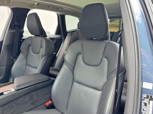 Used 2021 Volvo XC60 T8 Inscription Expression w/ Premium Package AWD/4WD image 37