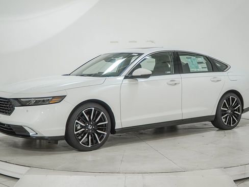 New 2026 Honda Accord Touring image 4