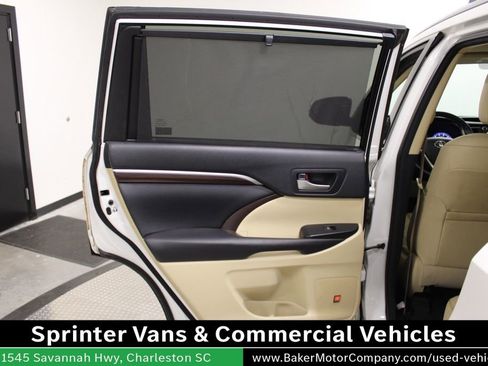 Used 2016 Toyota Highlander Limited image 34