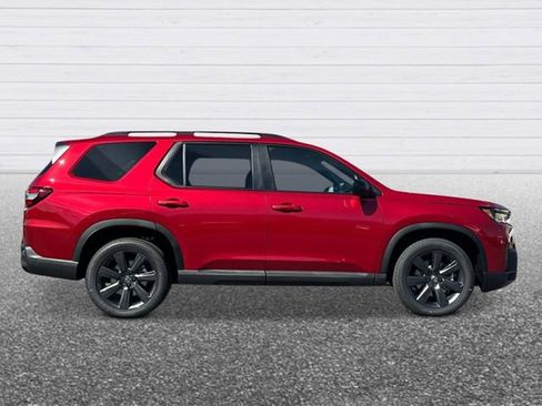 New 2026 Honda Pilot Sport image 6