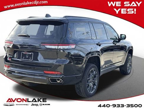 New 2025 Jeep Grand Cherokee L Summit w/ Obsidian Package image 6