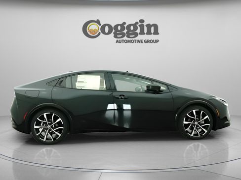 New 2026 Toyota Prius Plug-In Hybrid image 22