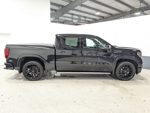 Used 2025 GMC Sierra 1500 Denali Ultimate AWD/4WD image 2