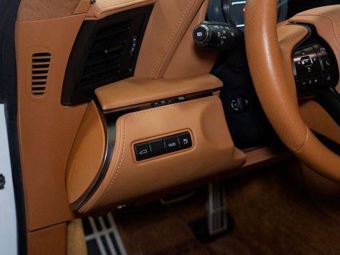 Used 2020 Lexus LC 500 Coupe w/ Performance Package RWD image 21