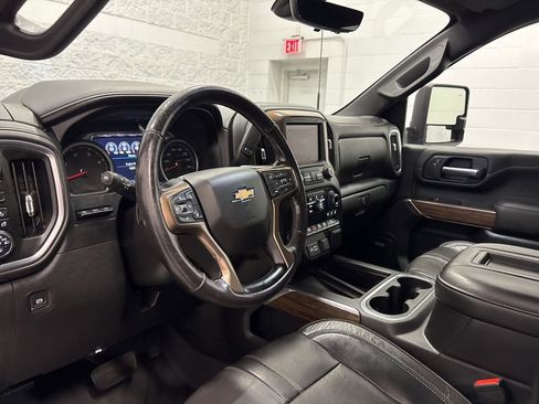 Used 2020 Chevrolet Silverado 3500 High Country w/ Z71 Off-Road Package image 18