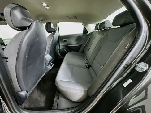 Used 2025 Kia K4 FWD image 26