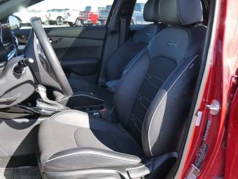 Used 2024 Kia Forte GT-Line w/ GT-Line Premium Package image 16