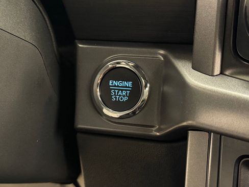 New 2025 Ford F150 XLT w/ Equipment Group 303A High image 30