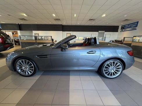 Used 2020 Mercedes-Benz SLC 300 image 6